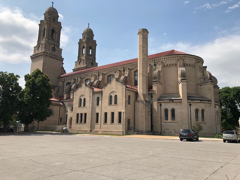 Hours, Parking, and What a Nebraska Day Trip Looks Like