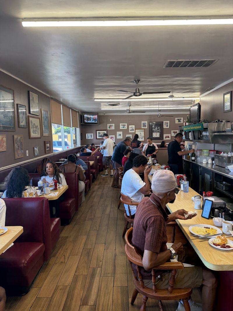 These 11 California Restaurants Earned James Beard Attention For Good Reason - Decor Hint The Serving Spoon, Inglewood