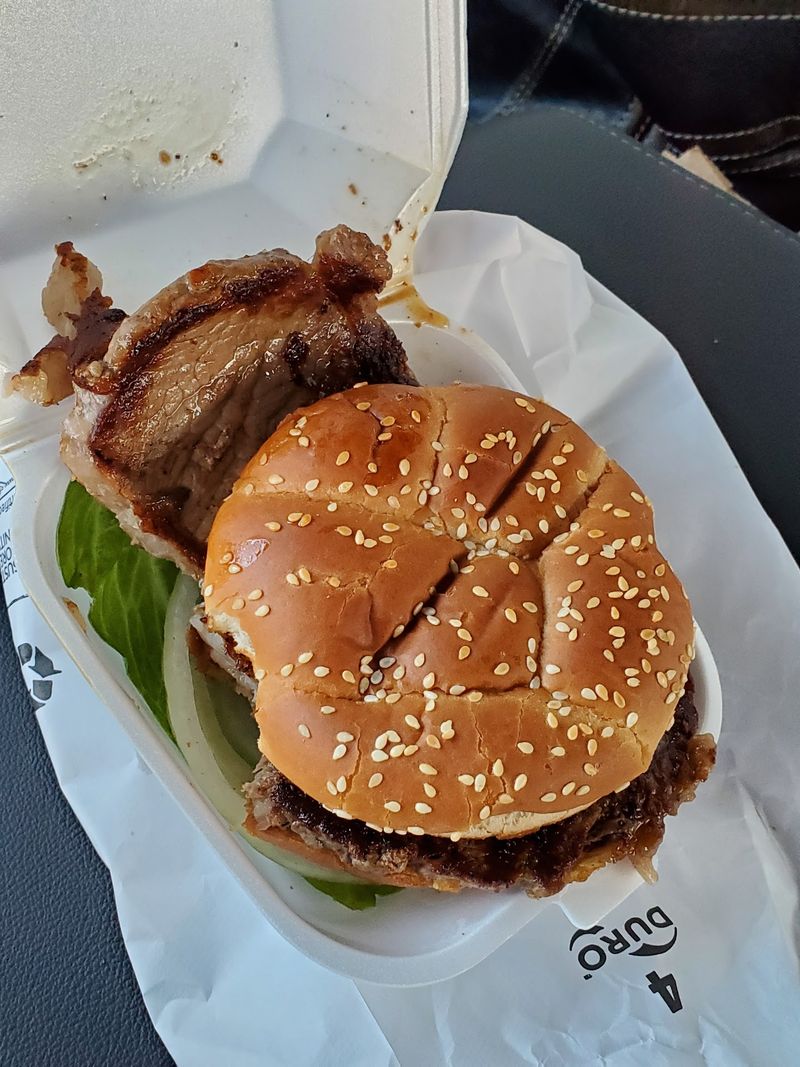 Nebraska’s Best Juicy Cheeseburgers Are Hiding At This Classic Drive-In - Decor Hint A Menu That Refused Trends