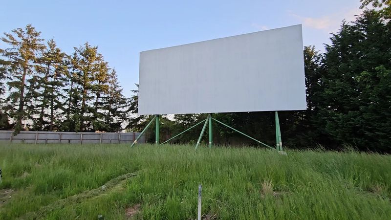 A Screen With History