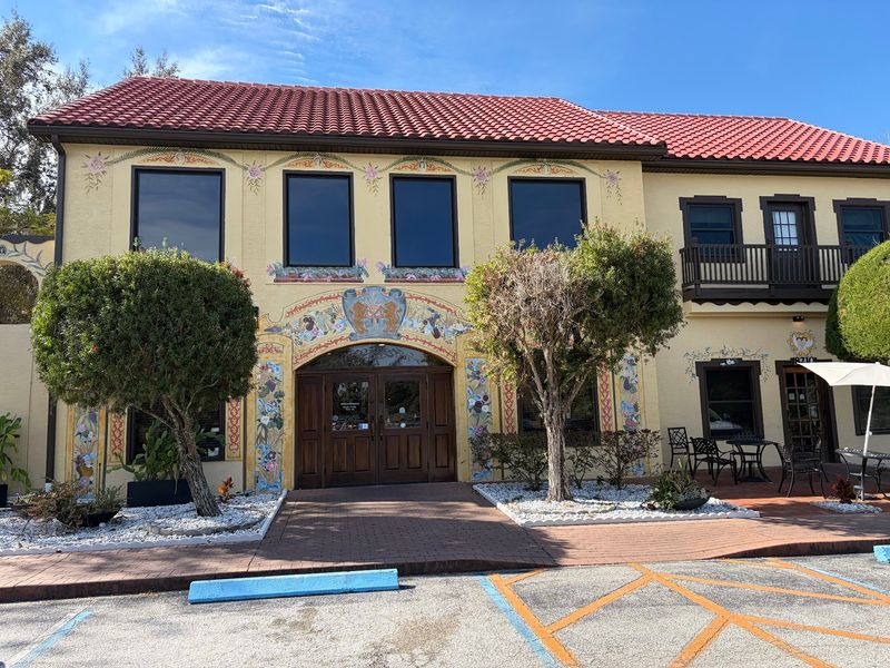 This Central Florida Country Bakery Is Packed With Homemade Food Worth The Road Trip - Decor Hint A German Bakery Blooming In The Middle Of Orange Grove Country