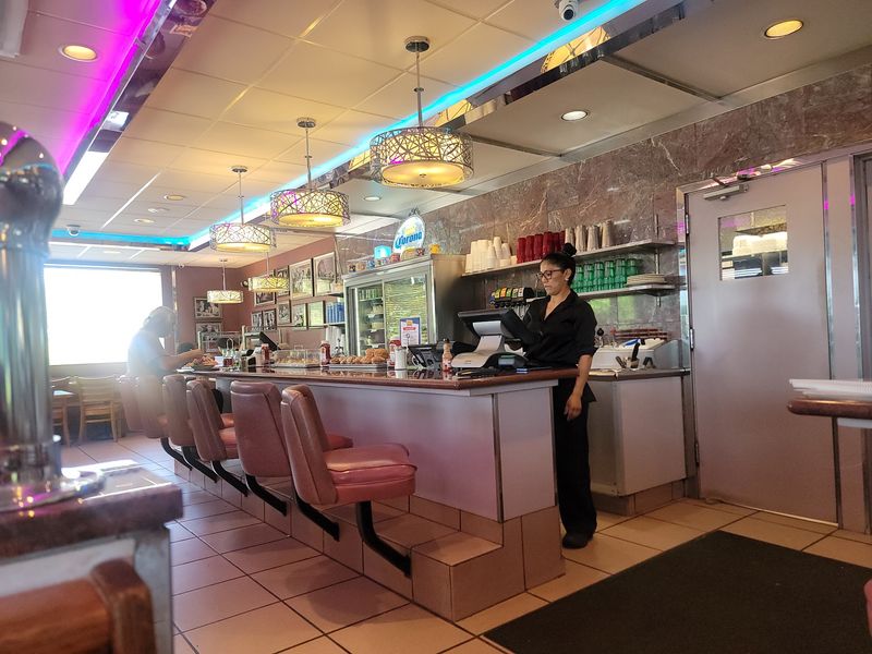This Classic Connecticut Diner Serves Homemade Pies Worth Crossing The State For - Decor Hint Classic Diner Comfort Has Lasted For Decades
