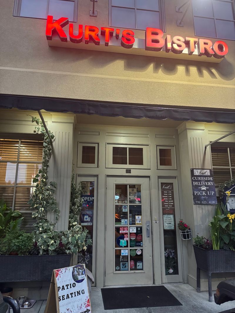 This Georgia German Restaurant Has Been Serving Traditional Favorites For Decades And Oktoberfest Is Its Biggest Celebration - Decor Hint A Family Story That Started Back In 1985