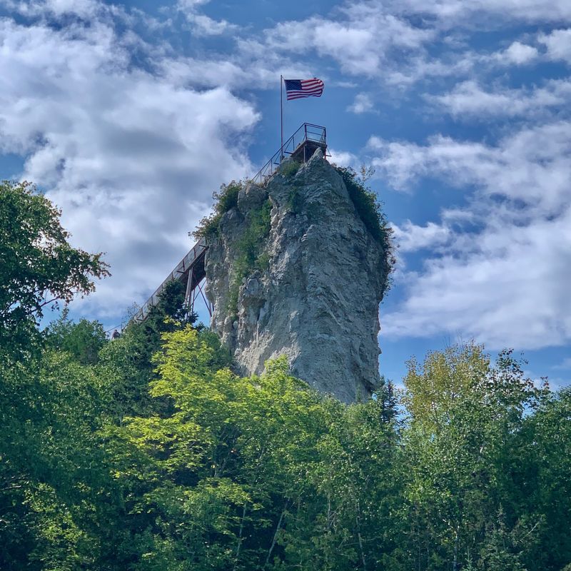 This Historic Overlook In Michigan Will Take Your Breath Away With Its Insane Lake Views - Decor Hint A 195-Foot Limestone Tower That Predates Every Road Nearby
