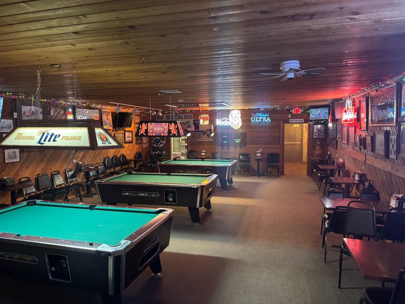 This Nearly 50-Year-Old Idaho Cowboy-Inspired Restaurant Is Cash-Only And Locals Swear By The Food - Decor Hint Cash-Only Service Keeps The Whole Experience Firmly Old-School