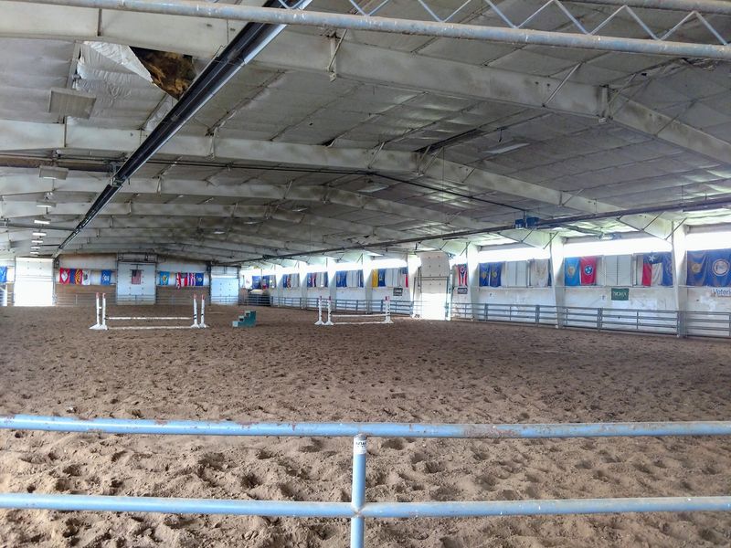 A Working Stable on the Edge of Sarpy County