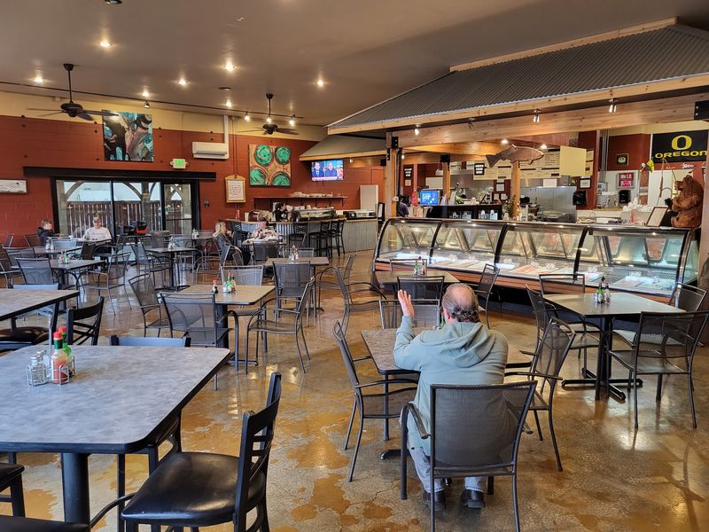 This No-Fuss Idaho Fish Market Also Fries Up Fish And Chips You Order Right At The Counter - Decor Hint A Seafood Counter In The Panhandle