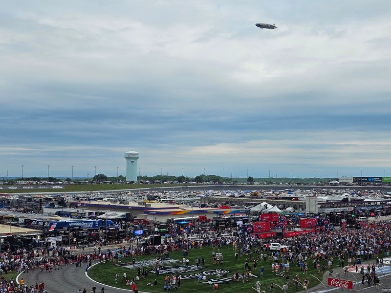 This North Carolina Speedway Will Host One Of America’s Biggest Food Festivals With 250+ Vendors And Viral Eats - Decor Hint Come Hungry Because More Than 250 Vendors Are Taking Over The Speedway
