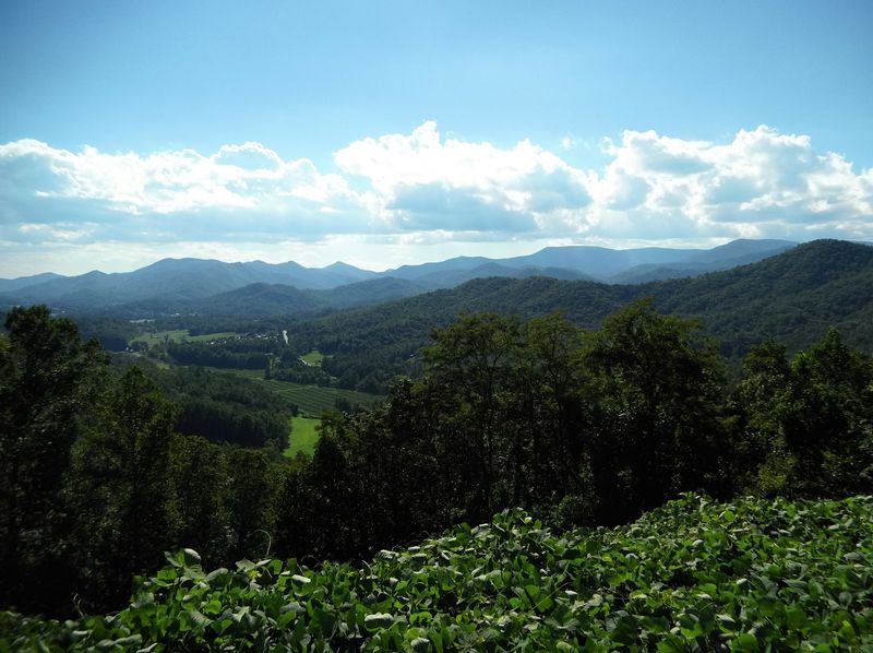 This North Georgia Mountain Town Averages Just 74 Degrees In September - Decor Hint Georgia's Highest City Sits Above The Heat