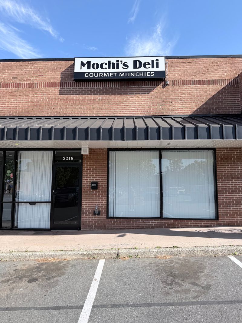 Arrive Early If You Want To Beat The Lunch Rush
