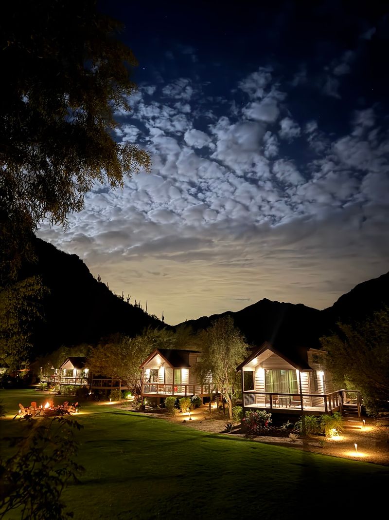 Cabins, Bungalows, Private Soaking Tubs