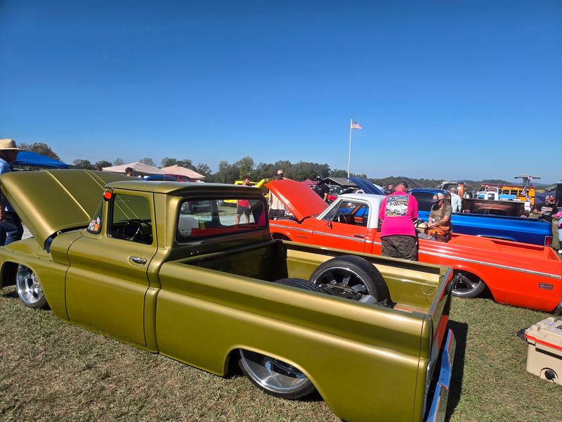 Classic Cars Add A Whole Different Kind Of Nostalgia To The Weekend