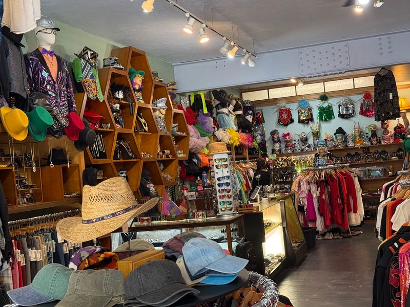 Honeypot Vintage, Asheville, North Carolina