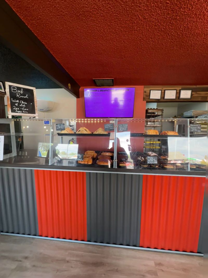 This Idaho Restaurant Makes The Kind Of Fresh Donuts Worth Driving Across Town For - Decor Hint One Small Emmett Stop Somehow Covers Breakfast And Dinner Cravings