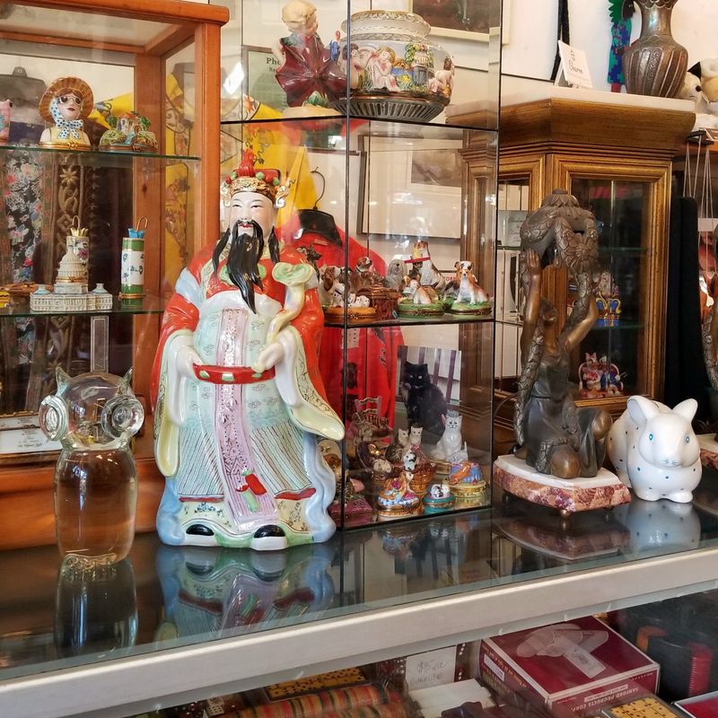 This California Antique Shop Has Spent 50 Years Filling Its Shelves With Thousands Of Unexpected Finds - Decor Hint More Than Jewelry Hides Inside
