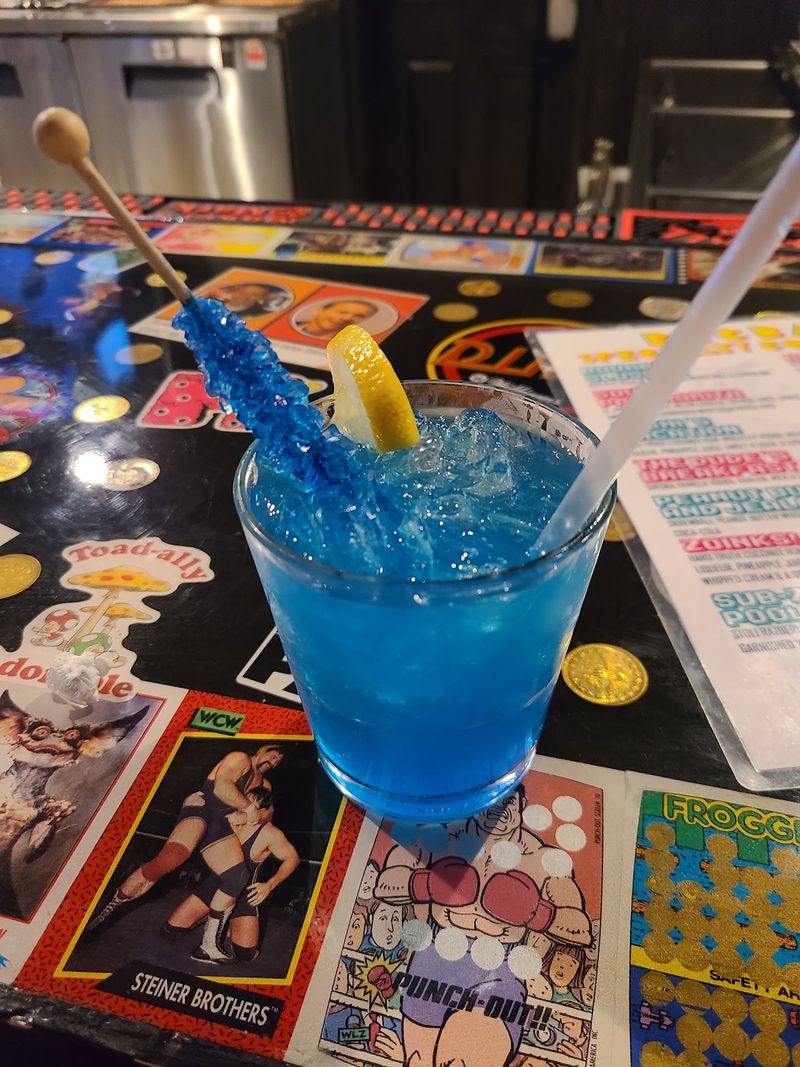 Refreshment Between High Scores