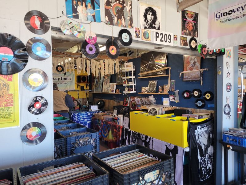 Vinyl, Vintage Games And Oddities