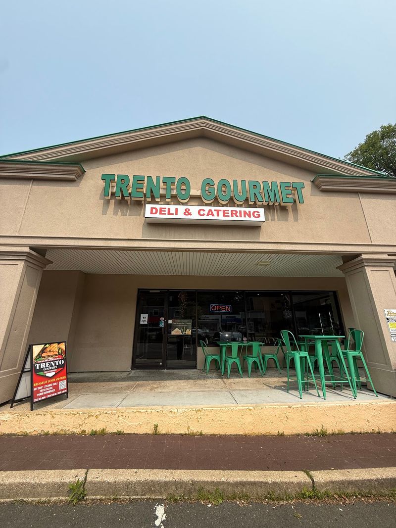 10 Surprisingly Affordable Delis In Connecticut Where You Can Feast For Under $15 - Decor Hint Trento Gourmet Deli Catering, Norwalk