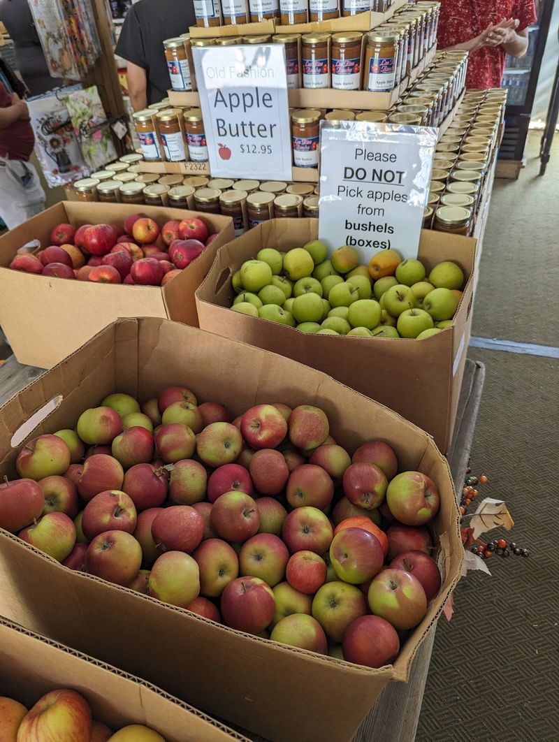 8 California Farm Stands Worth A September Road Trip - Decor Hint Los Rios Rancho, Oak Glen
