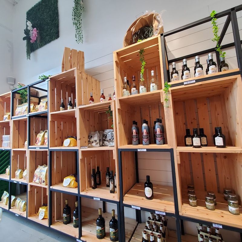 Imported Italian Wines To Complete Every Meal