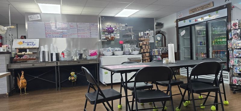 Sweet Bee's Country Grill, Burgaw, North Carolina