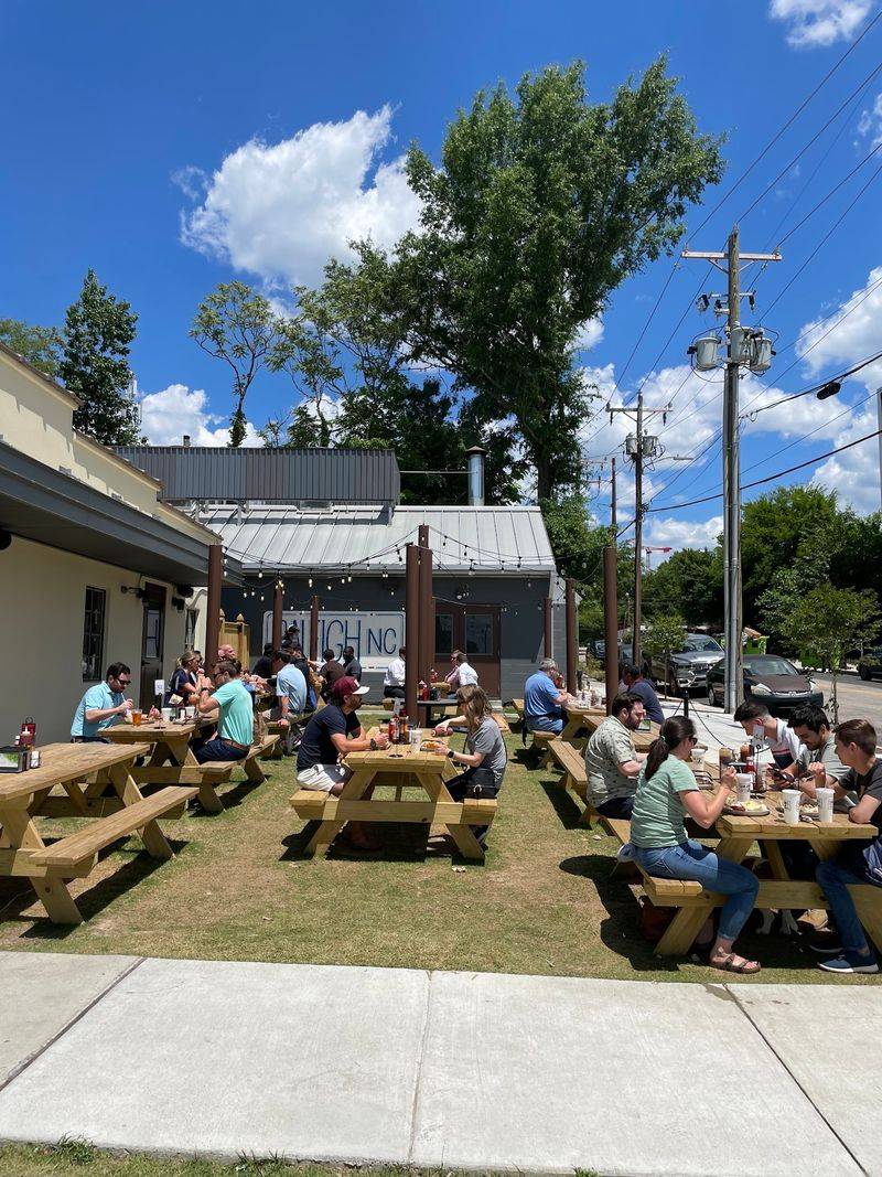 This North Carolina BBQ Joint Is In The Running For The Best Carolina-Style Barbecue In America - Decor Hint Know What To Order Before Your First Barbecue Run