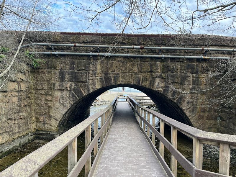9 Beginner-Friendly Connecticut Hikes With Big Views For Surprisingly Little Effort - Decor Hint Rocky Neck State Park, East Lyme