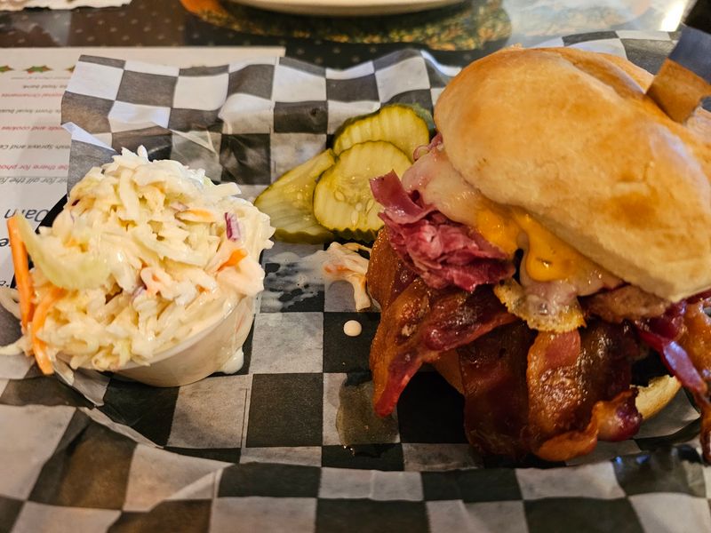 Country Cooking Defines This Roadside Diner