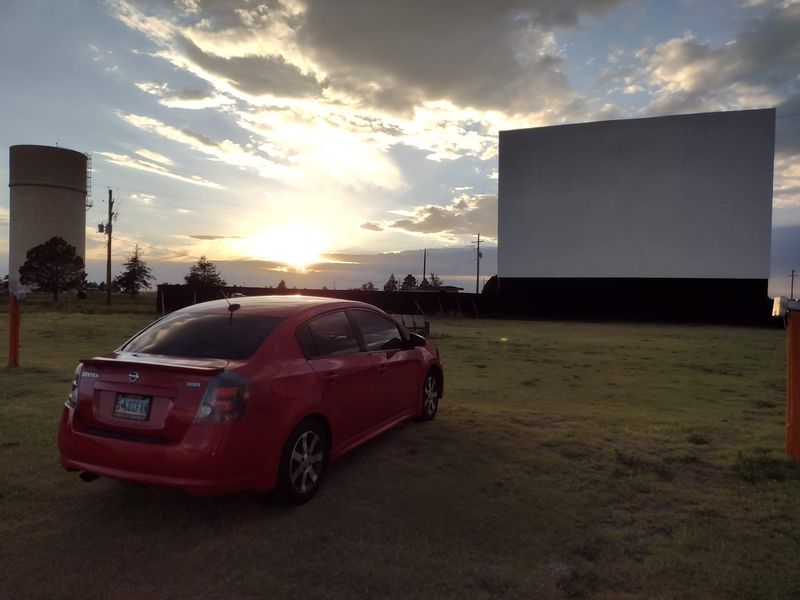 Why the Panhandle Screen Still Earns the Drive