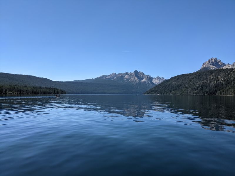 Deep In Idaho's Sawtooths Sits A Lake Where The Peaks Reflect Perfectly At Dawn - Decor Hint A Name Borrowed From Salmon
