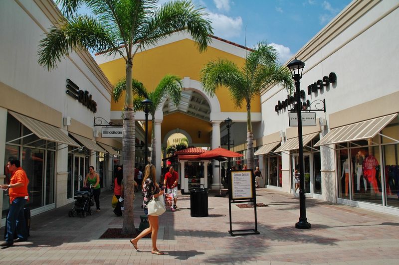 Covered Walkways Under an Open Sky
