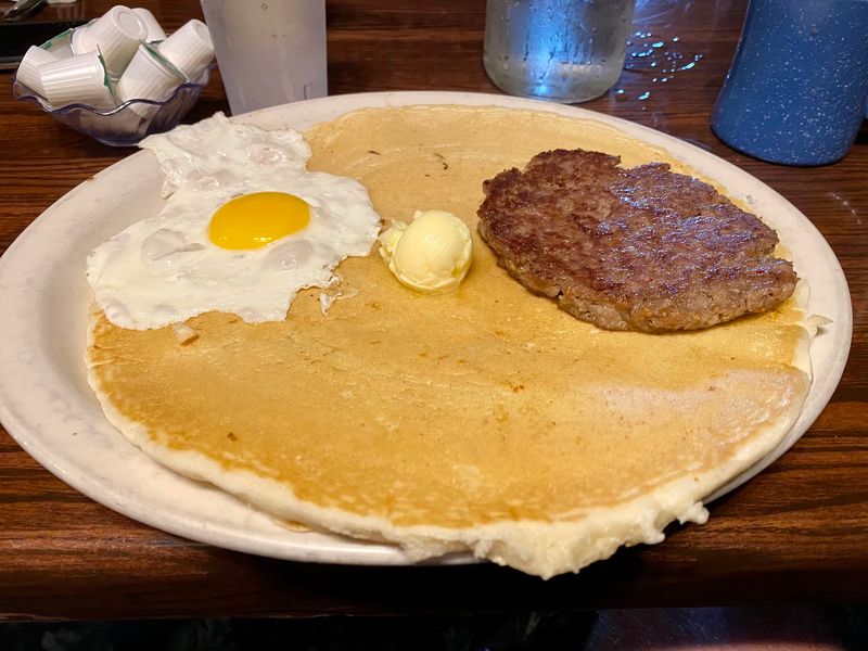Pancakes the Size of a Basketball