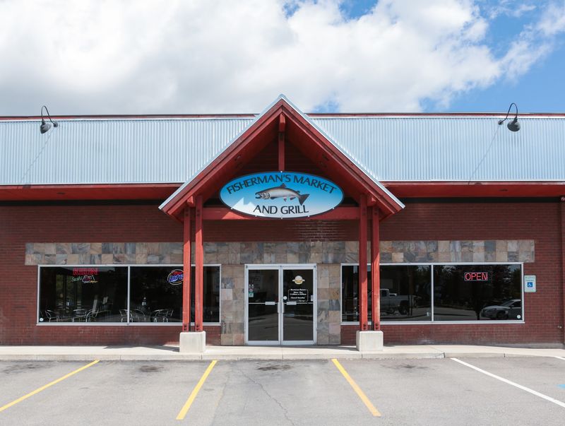 This No-Fuss Idaho Fish Market Also Fries Up Fish And Chips You Order Right At The Counter - Decor Hint Timing Your Visit Right