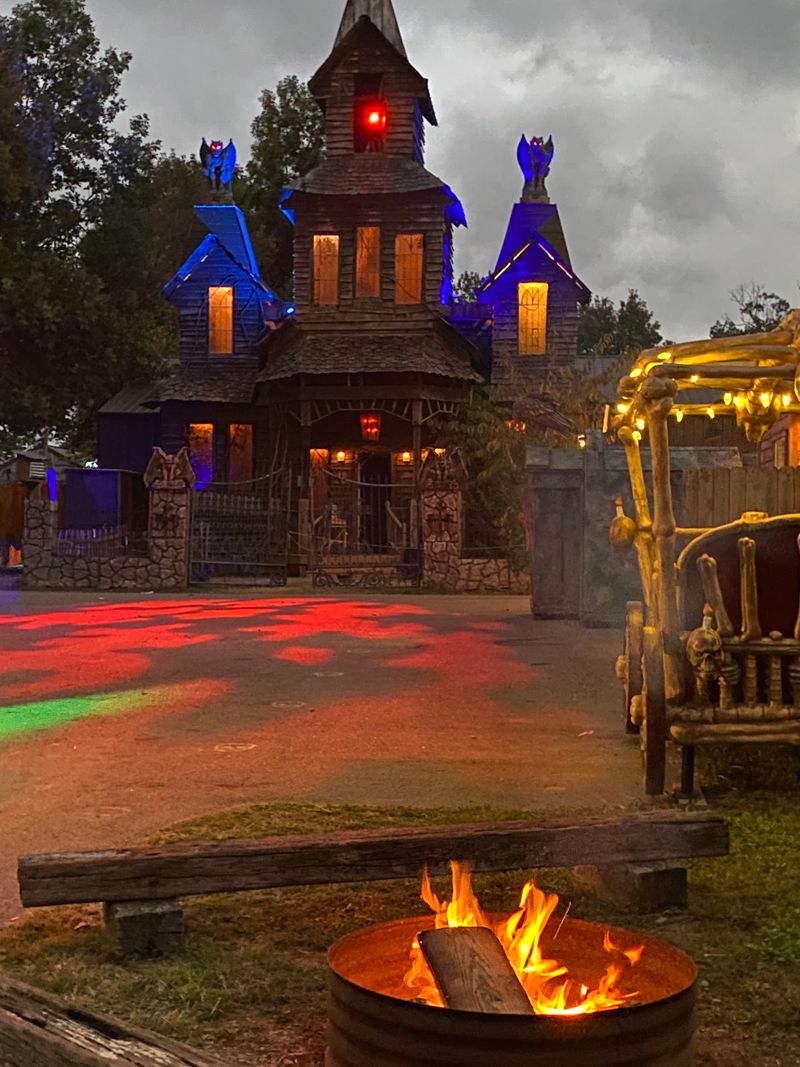 Talon Falls Screampark
