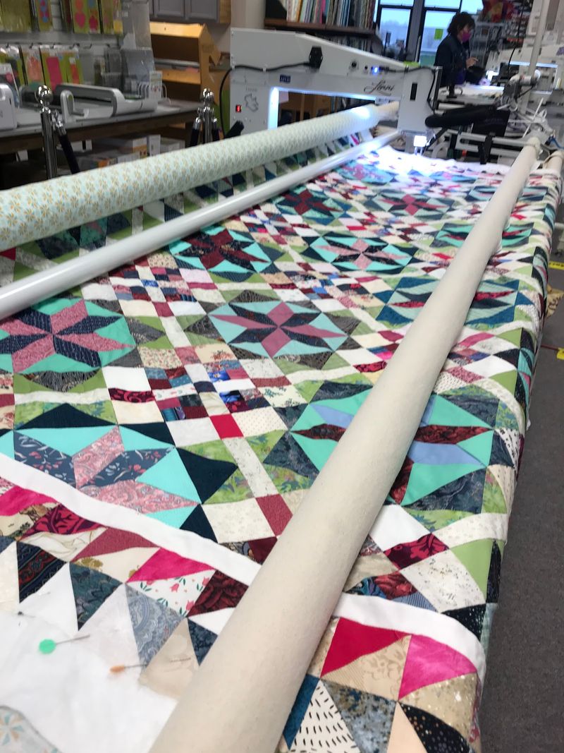 One APQS Longarm, Ready to Rent