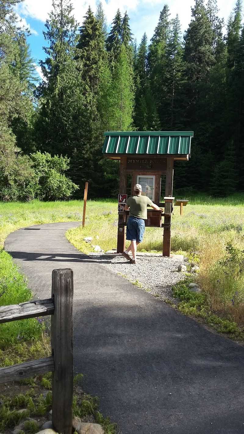 International Selkirk Loop, Bonners Ferry