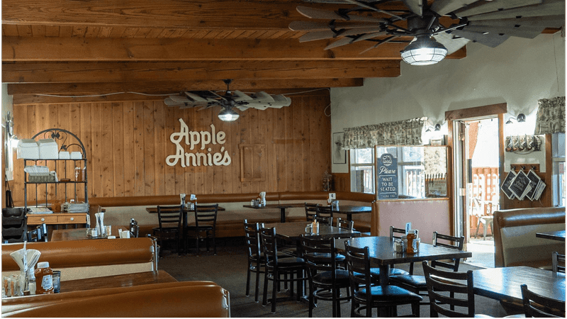 Apple Annie's Bakery & Restaurant, Oak Glen