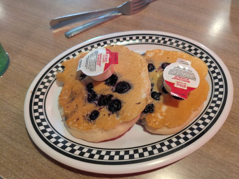 The Pancakes That Reroute Weekend Plans