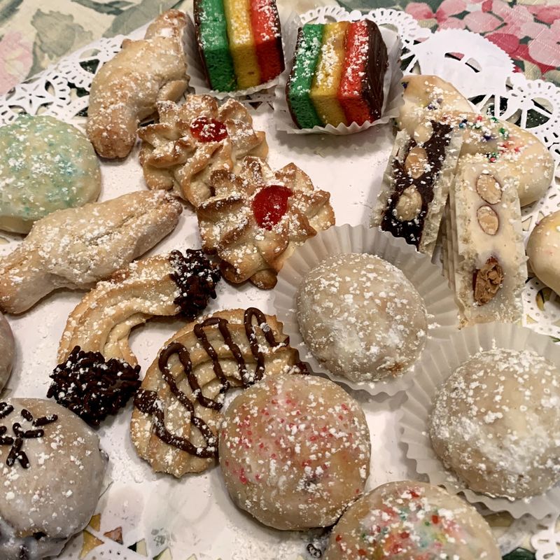 This Connecticut Bakery Has Turned Fresh-Filled Cannoli Into One Of Its Signature Treats - Decor Hint Cookies And Pastries Offer Plenty Of Choice