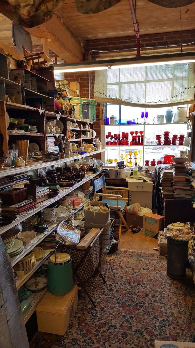 Flea Market At The Crossing, Plainville
