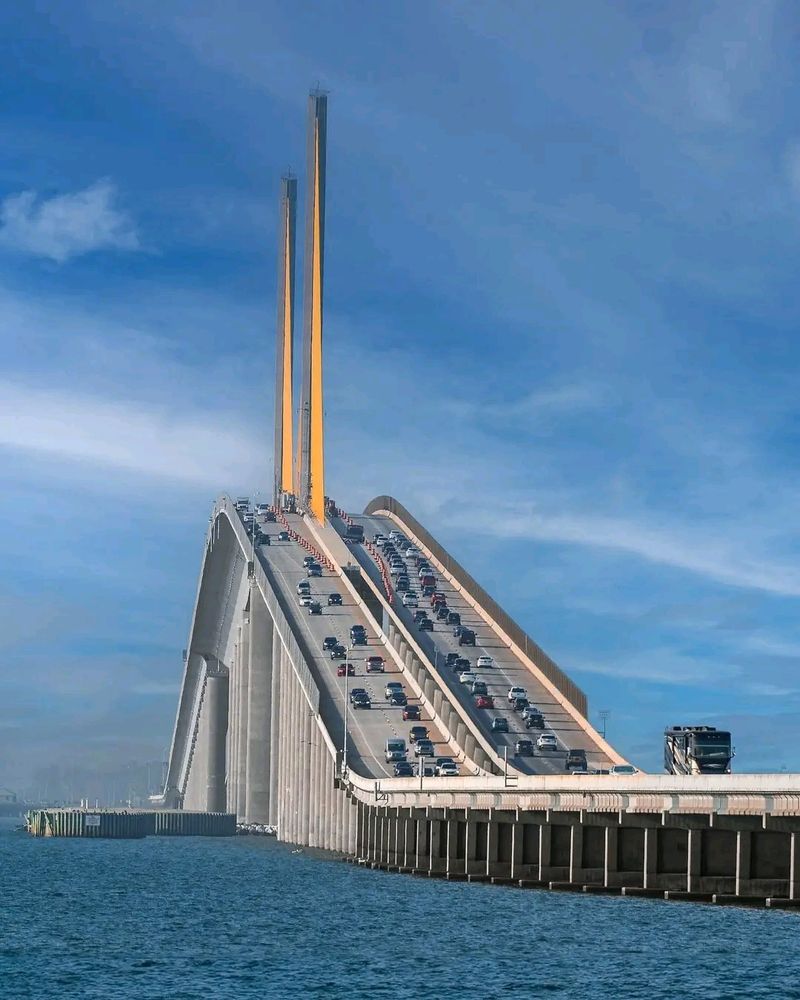 Driving over Florida's Tallest Bridge Hands You the Best View of Tampa Bay - Decor Hint The Story behind the Span