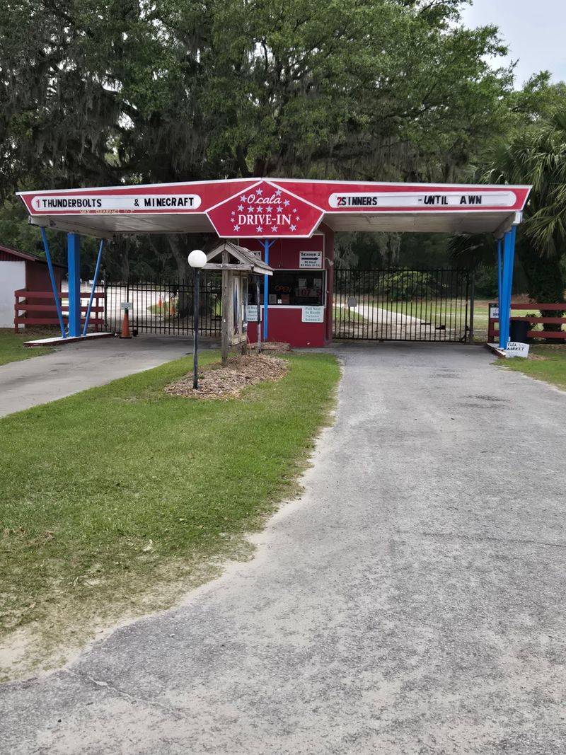 The Nostalgic Drive-In Theater In Florida That's Perfect For Stress-Free Weekends - Decor Hint Two Movies For The Price Of One Ticket
