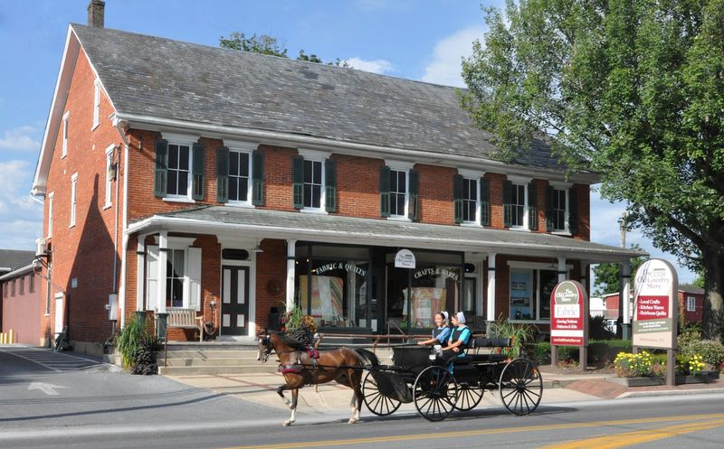 The Old Country Store, Intercourse