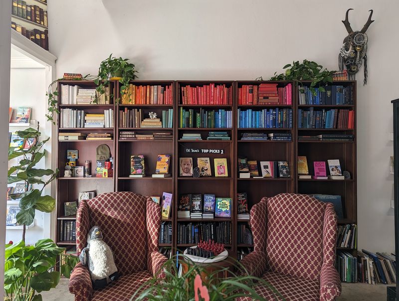 Arvida Book Co., Tustin