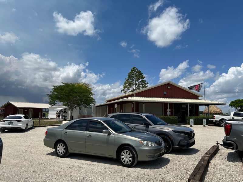 People Drive From Across Florida For The Cinnamon Rolls At This Seasonal Farm Stand In Miami