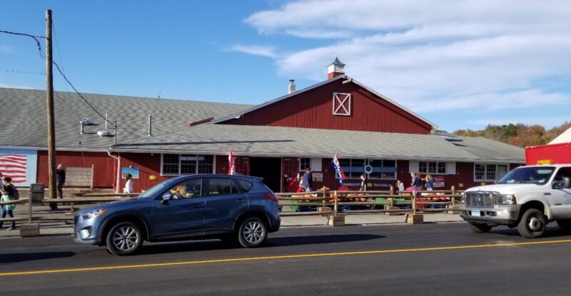 10 Connecticut Cider Mills And Orchards Where Fresh-Pressed Cider Is The Main Attraction