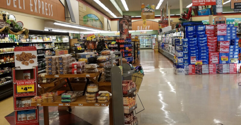 Texas Families Know This Grocery Store Is A Goldmine For Budget Shopping