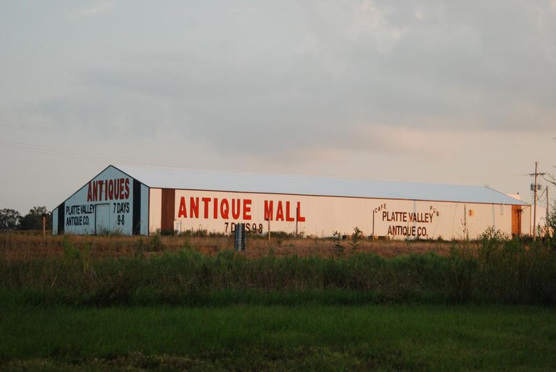 6 Nebraska Antique Malls Where You Hunt For Farm Antiques Among Hundreds Of Dealer Booths