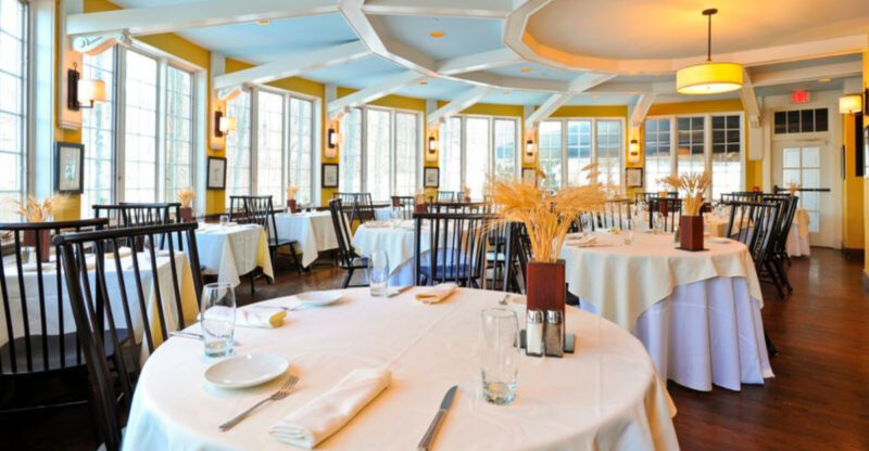 This Scenic Connecticut Mountaintop Restaurant Feels Like A Storybook Escape