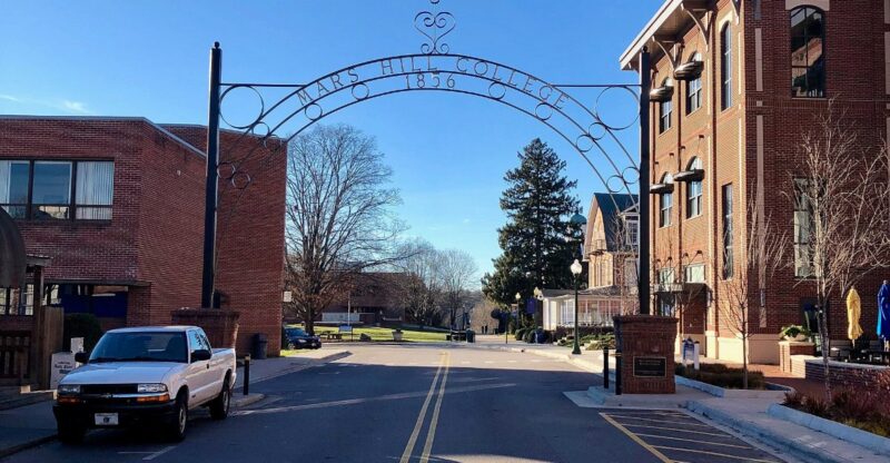 This Charming North Carolina Mountain Town Looks Straight Out Of A TV Show